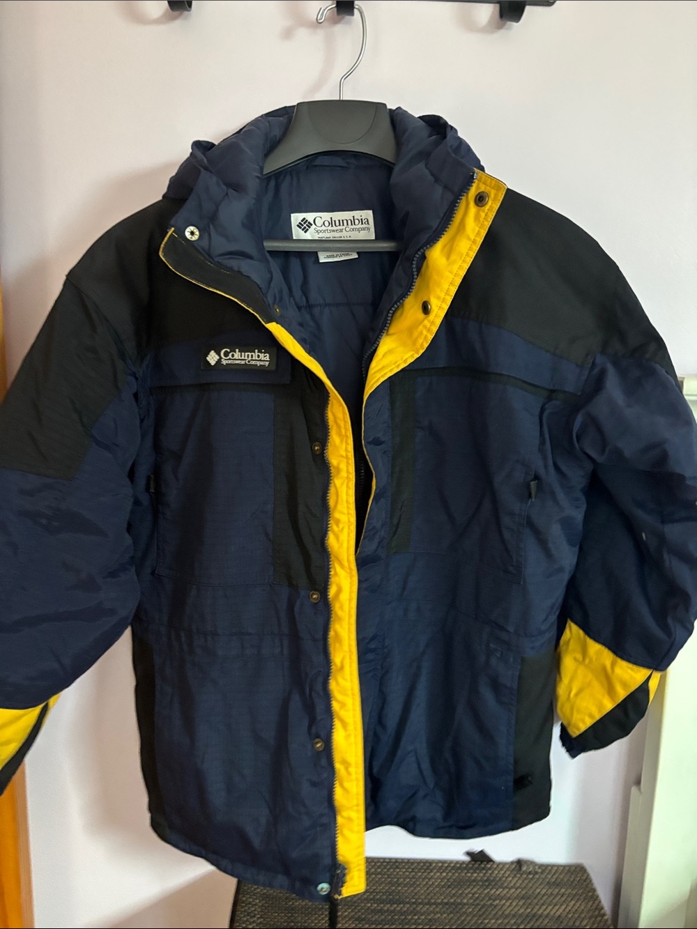 Columbia Kids' Navy and Yellow Insulated Puffer Jacket